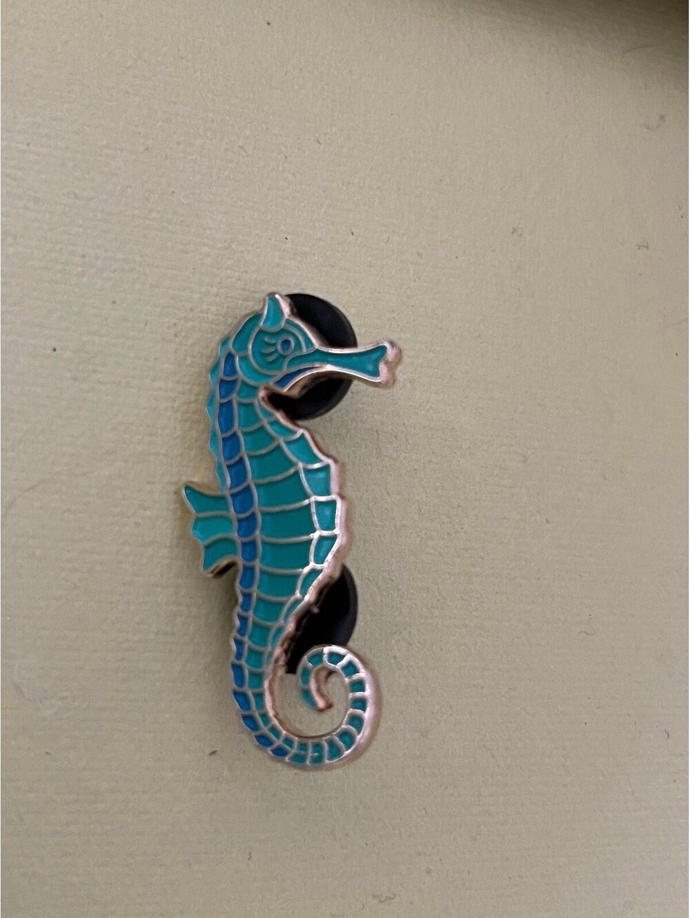 Pinsanity Teal Seahorse Cloisonné Enamel Lapel Pin – 1.75